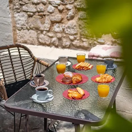 Nikolas Old Town Apartmán